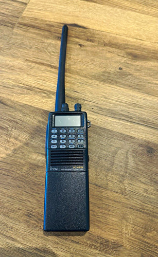 Icom a22e vhf air - vhf,